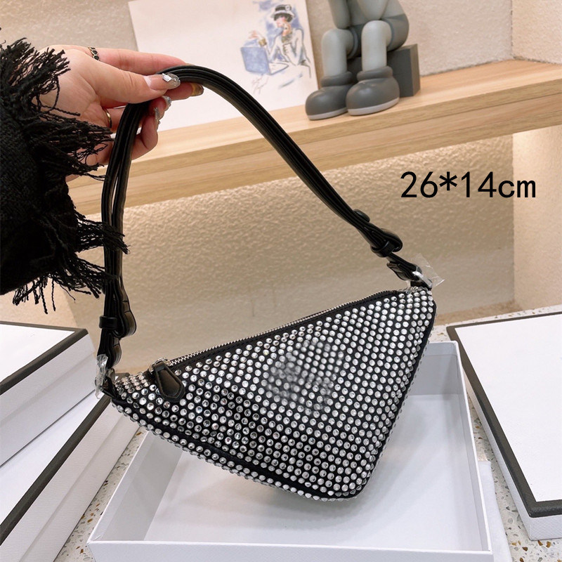 sparkly designer bag Triangle Diamond Bags luxury beading tote bag fashion beads handbag diamonds purse shining handbags, Box(could get damaged)
sparkly designer bag Triangle Diamond Bags luxury beading tote bag fashion beads handbag diamonds purse shining handbags, Box(could get damaged)