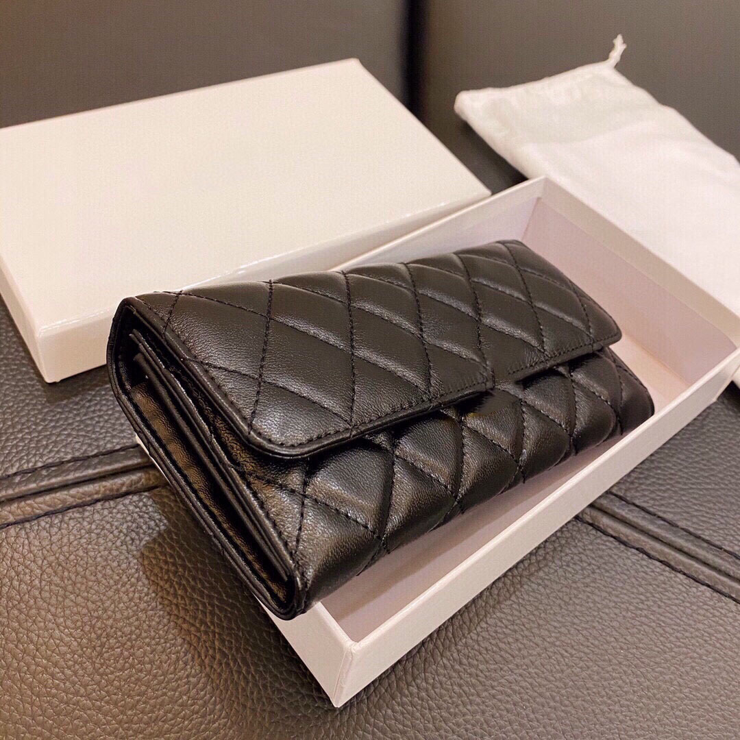 2022Ss F/W France Womens Classic Quilted Lambskin Bifold Wallet Bags Card Holder Multi Pochette Purse Luxury Designer Lambskin Genuine Leather Clutch 19X10CM, Black
2022Ss F/W France Womens Classic Quilted Lambskin Bifold Wallet Bags Card Holder Multi Pochette Purse Luxury Designer Lambskin Genuine Leather Clutch 19X10CM, Black
