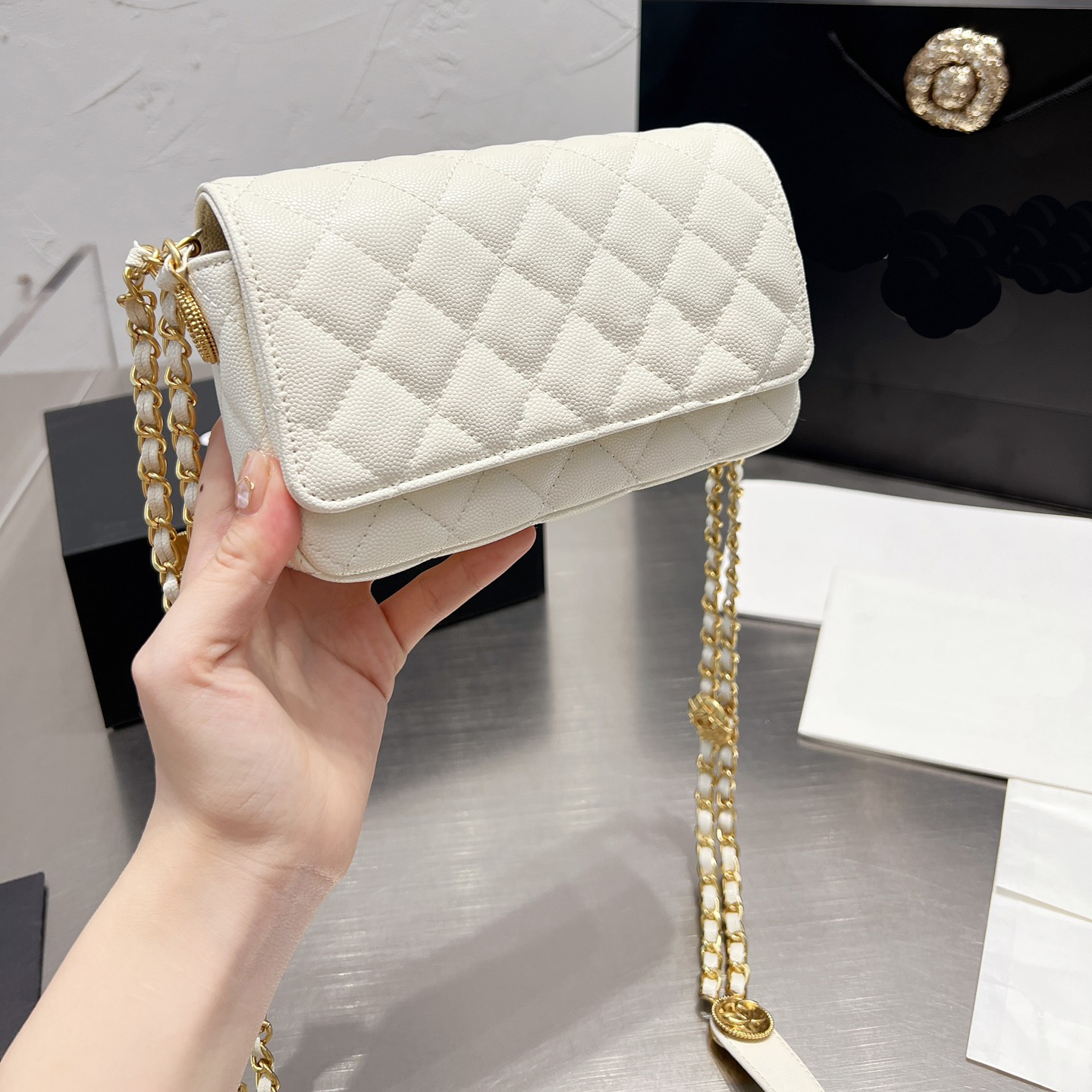 Luxuries Women Bags Lady Classic Hobo Coin bag Designer Genuine Leather Shoulder-bag Star Style Simple Style Wallets Soft Hot Crossbody Pack, Freight
Luxuries Women Bags Lady Classic Hobo Coin bag Designer Genuine Leather Shoulder-bag Star Style Simple Style Wallets Soft Hot Crossbody Pack, Freight
