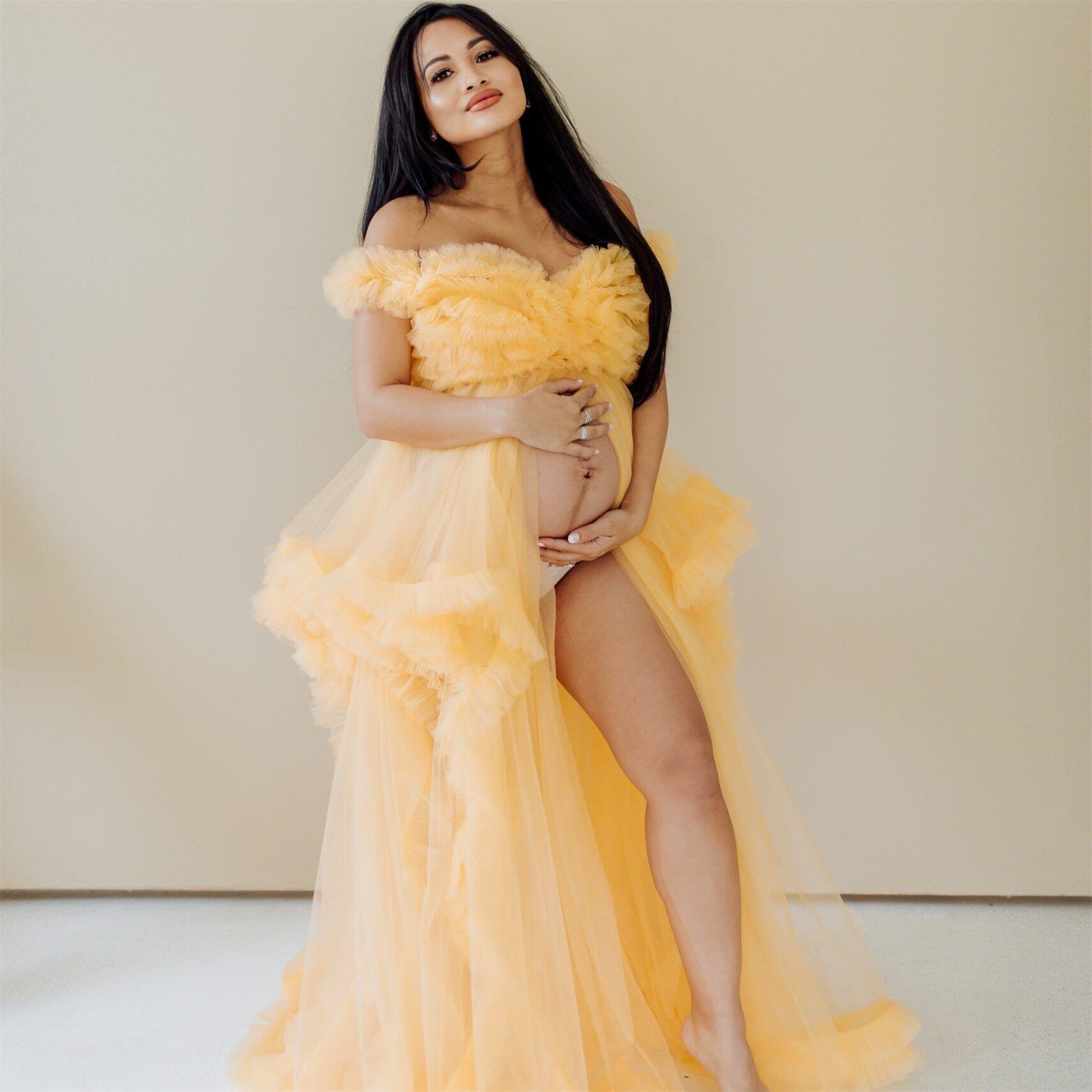 Light Yellow Prom Dresses Front Split Ruffle Baby Shower Gowns vestido de novia Sleeveless Long Maternity Photoshooting Dress, Brown
Light Yellow Prom Dresses Front Split Ruffle Baby Shower Gowns vestido de novia Sleeveless Long Maternity Photoshooting Dress, Brown