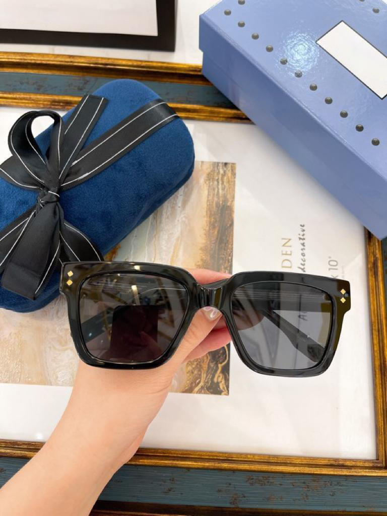 Womens Sunglasses For Women Men Sun Glasses Mens 1084 Fashion Style Protects Eyes UV400 Lens Top Quality With Case
Womens Sunglasses For Women Men Sun Glasses Mens 1084 Fashion Style Protects Eyes UV400 Lens Top Quality With Case