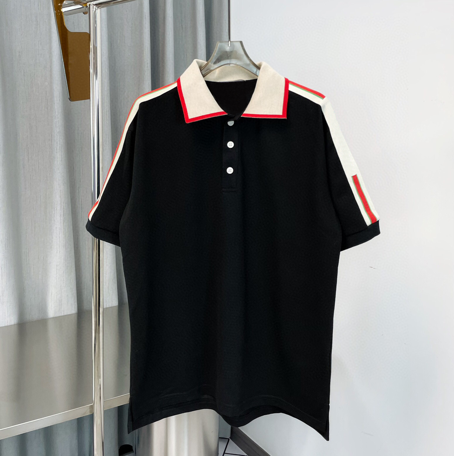 Men Polos Fashion Casual Hip Hop Streetwear Luxury Designer Embroidery Letter Colored Print Polo T Shirts, Customize
Men Polos Fashion Casual Hip Hop Streetwear Luxury Designer Embroidery Letter Colored Print Polo T Shirts, Customize