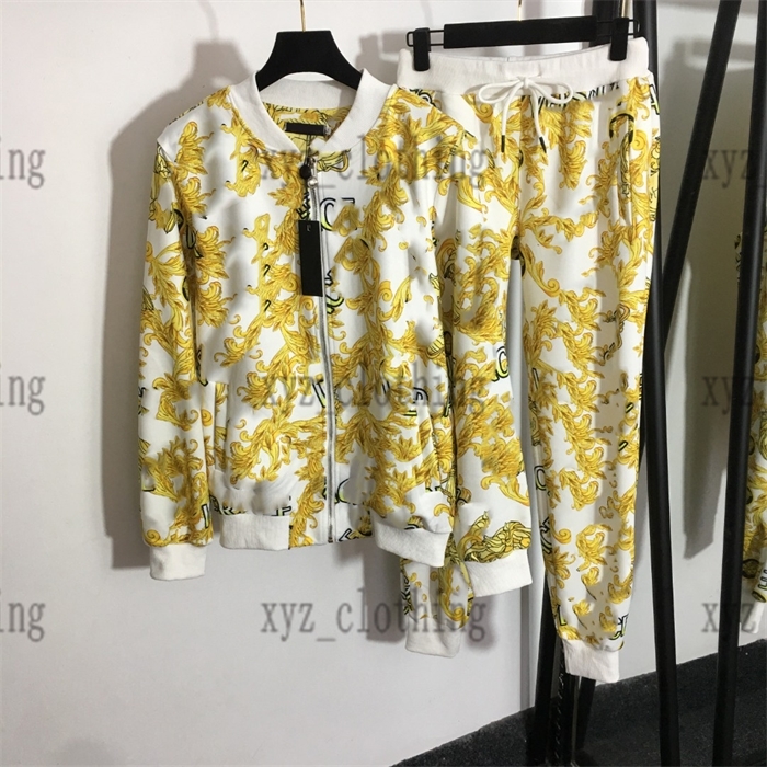 luxury womens tracksuits newly designer jackets with long pants Full body letter print long-sleeved zipper jacket elastic waist casual trousers autumn sports wear, 2#
luxury womens tracksuits newly designer jackets with long pants Full body letter print long-sleeved zipper jacket elastic waist casual trousers autumn sports wear, 2#