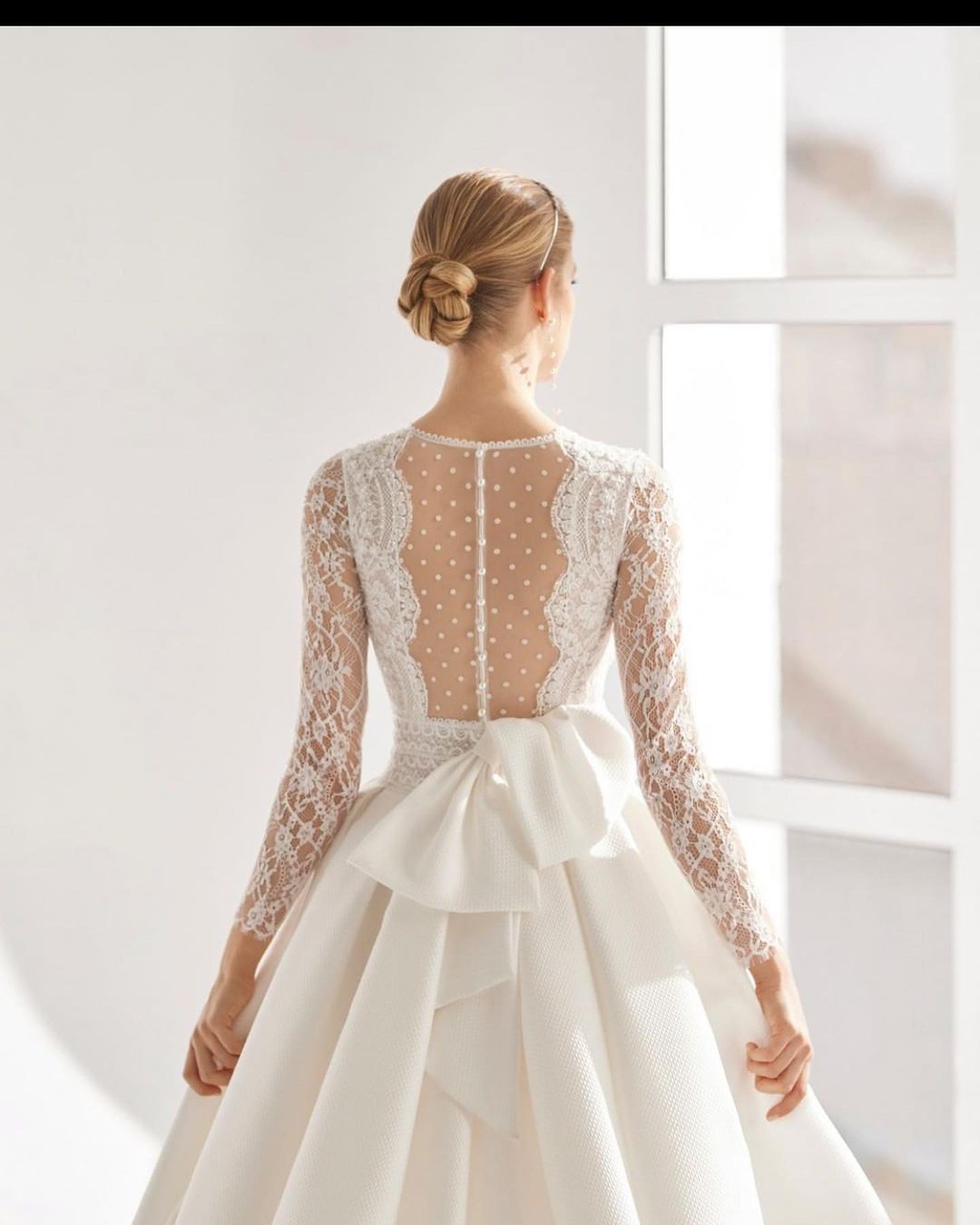 Sexy A-line Wedding Dresses Deep V Neck Long Lace Sleeve Chiffon Lace Satin High Waist Appliques Bow Tie Sequins Floor Length Boho Bridal Dress Bohemi