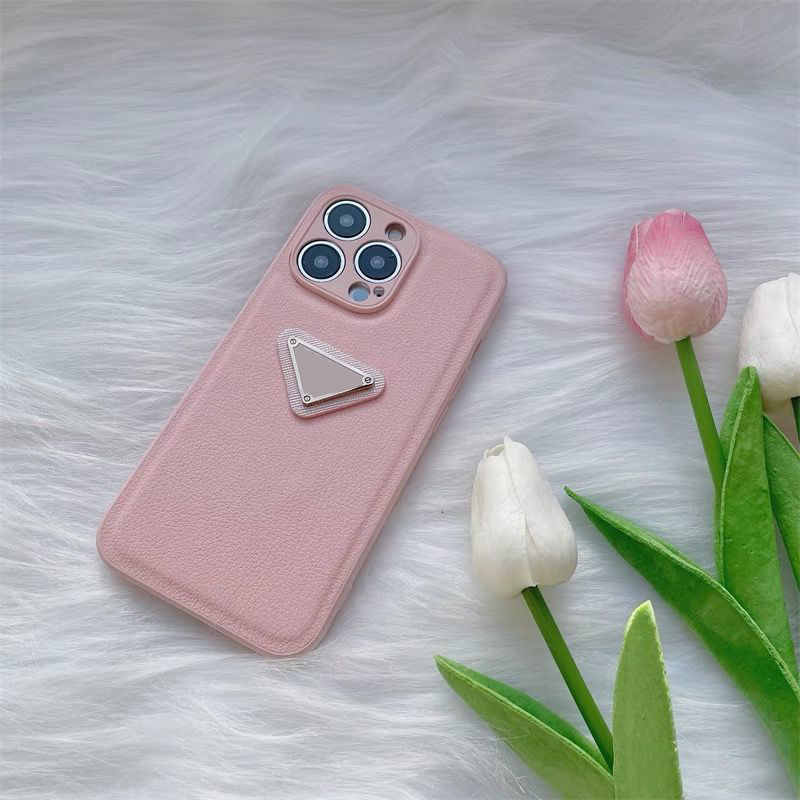 Luxurys Designers Phone Case Shockproof Phone Cases For Iphone 13 11 12 Pro Max X Xs Xr 7 8 8Plus Women Mens Leather Triangle Shell, Black
Luxurys Designers Phone Case Shockproof Phone Cases For Iphone 13 11 12 Pro Max X Xs Xr 7 8 8Plus Women Mens Leather Triangle Shell, Black