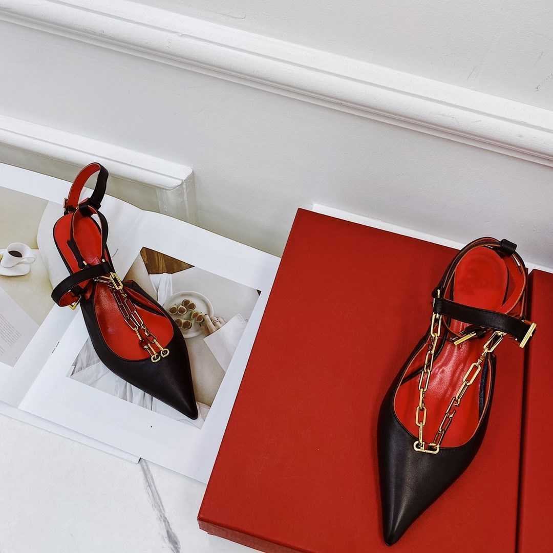 Summer new style leather pointed toe buckle high heels female chain fairy style cat heels mid-heel sandals women