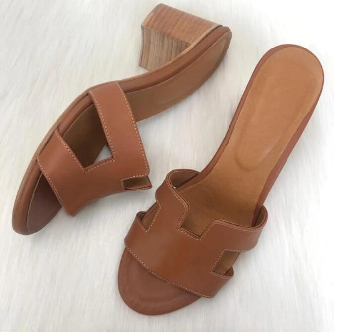 Wholesale Luxury designer shoes slipper brown women Oasis sandal Flat genuine leather Slide oran Sandanls brands lady flats oran slippers flop shoe block heel, 26
Wholesale Luxury designer shoes slipper brown women Oasis sandal Flat genuine leather Slide oran Sandanls brands lady flats oran slippers flop shoe block heel, 26
