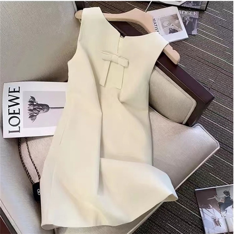 French Style White Elegant Exquisite Bow Dress Summer Fashion Solid Color Sleeveless Slim High End Double sided 220614, Black sleeveless
French Style White Elegant Exquisite Bow Dress Summer Fashion Solid Color Sleeveless Slim High End Double sided 220614, Black sleeveless