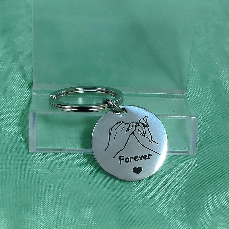 Keychains Round Card Keyring Metal Pendant Carabiner For Keys Hand In Forever Stainless Steel Couple Gift Friend Ornaments
Keychains Round Card Keyring Metal Pendant Carabiner For Keys Hand In Forever Stainless Steel Couple Gift Friend Ornaments