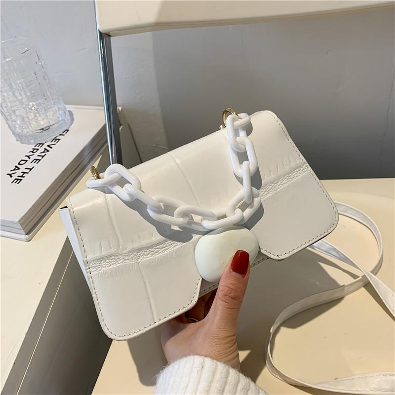 Evening Bags 2022 Fashionable Baguette Bag Tote For Women PU Leather Chain Strap Shoulder Messenger Luxury Solid Color Small Handbag, Black
Evening Bags 2022 Fashionable Baguette Bag Tote For Women PU Leather Chain Strap Shoulder Messenger Luxury Solid Color Small Handbag, Black