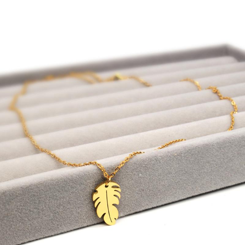 Pendant Necklaces Titanium Steel Leaf Charm Clavicle Chain Lady Necklace Neck Fine Women's Jewelry Girls Party Wedding Festival GiftPend
Pendant Necklaces Titanium Steel Leaf Charm Clavicle Chain Lady Necklace Neck Fine Women's Jewelry Girls Party Wedding Festival GiftPend