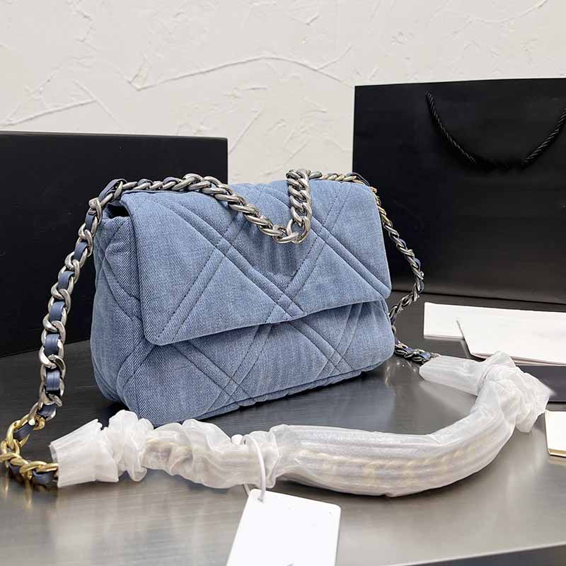 Ladies Flap Mini Crossbody Designer Bags Bule Cowboy High Quality Classic Handbags Luxury Multi-color Metal Chain Large Diamond Quilting Sho, Box
Ladies Flap Mini Crossbody Designer Bags Bule Cowboy High Quality Classic Handbags Luxury Multi-color Metal Chain Large Diamond Quilting Sho, Box