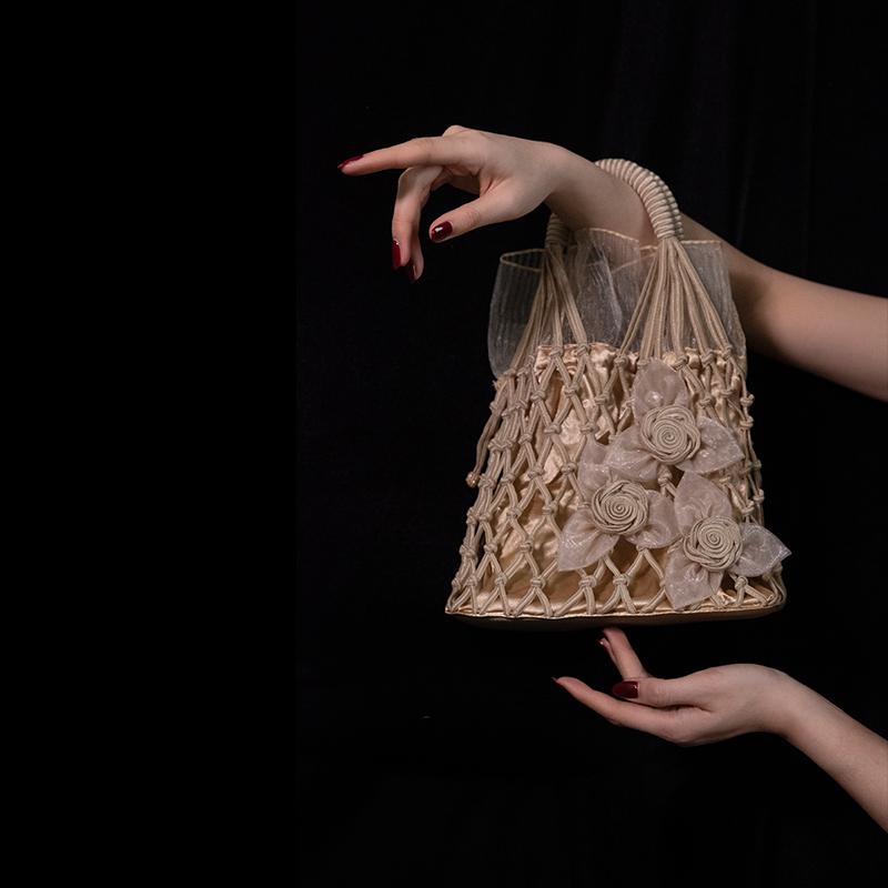 Evening Bags Women Lace Net Vintage Totes Flowers Weaving Handbags Bag Handmade Nylon Wedding Bridal Purse Fashion Ladies BagsEvening, Dark blue
Evening Bags Women Lace Net Vintage Totes Flowers Weaving Handbags Bag Handmade Nylon Wedding Bridal Purse Fashion Ladies BagsEvening, Dark blue