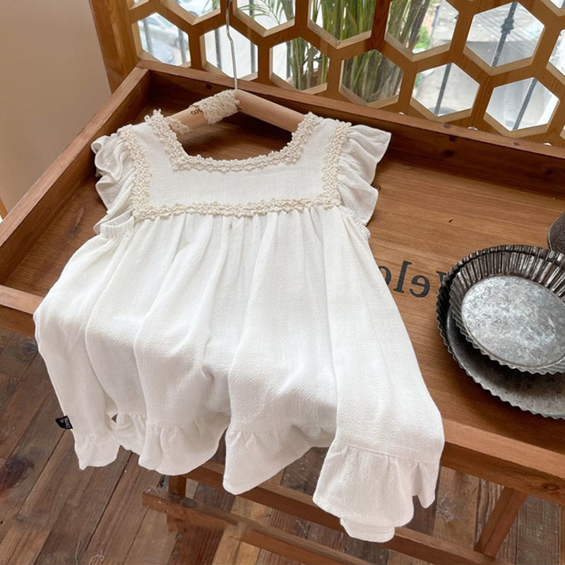 Girls Flower Embroidered Dress Summer Retro Flying Sleeve Princess Dresses 37 Years Children Casual Clothes Fashion vestidos 220707