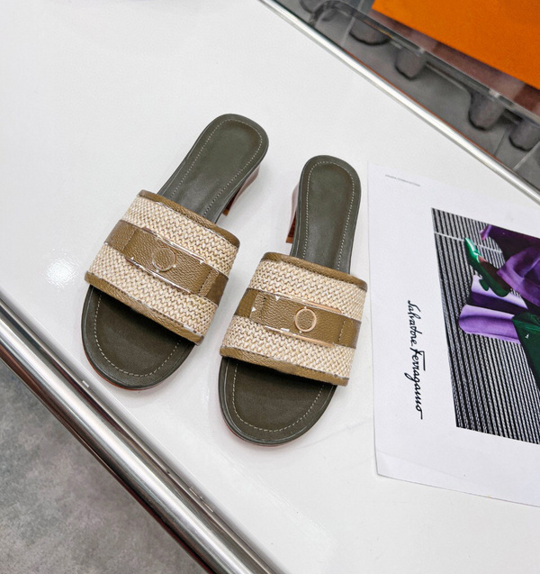 Summer Women Heel Slippers Sandals LOCK IT MULE Black Cognac Brown Raffia Calf Leather Outdoor Slipper Designer Luxury Fashion Beach Flat Flip Flops, Customized
Summer Women Heel Slippers Sandals LOCK IT MULE Black Cognac Brown Raffia Calf Leather Outdoor Slipper Designer Luxury Fashion Beach Flat Flip Flops, Customized