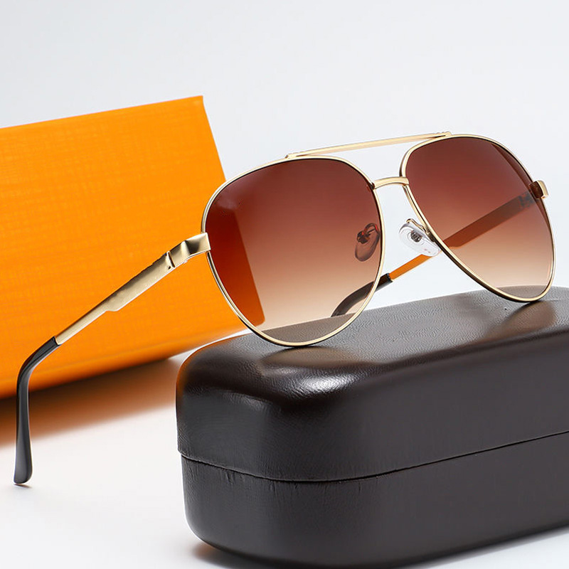 Designer Pilot style Men Women sunglasses Double Bridge Design Metal Frame eyeglasses 58mm polarized uv400 Glass Lens Outdoor sport factory outlet unisex with case
Designer Pilot style Men Women sunglasses Double Bridge Design Metal Frame eyeglasses 58mm polarized uv400 Glass Lens Outdoor sport factory outlet unisex with case