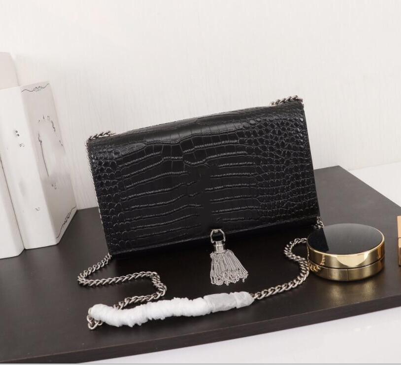 Luxury Designe Bags Classic Newest Colors Shoulder bag Chain Tote Bags Crocodile Leather Shoulder Bags Tassel Ladies Crossbody Handbags 1713, Red
Luxury Designe Bags Classic Newest Colors Shoulder bag Chain Tote Bags Crocodile Leather Shoulder Bags Tassel Ladies Crossbody Handbags 1713, Red