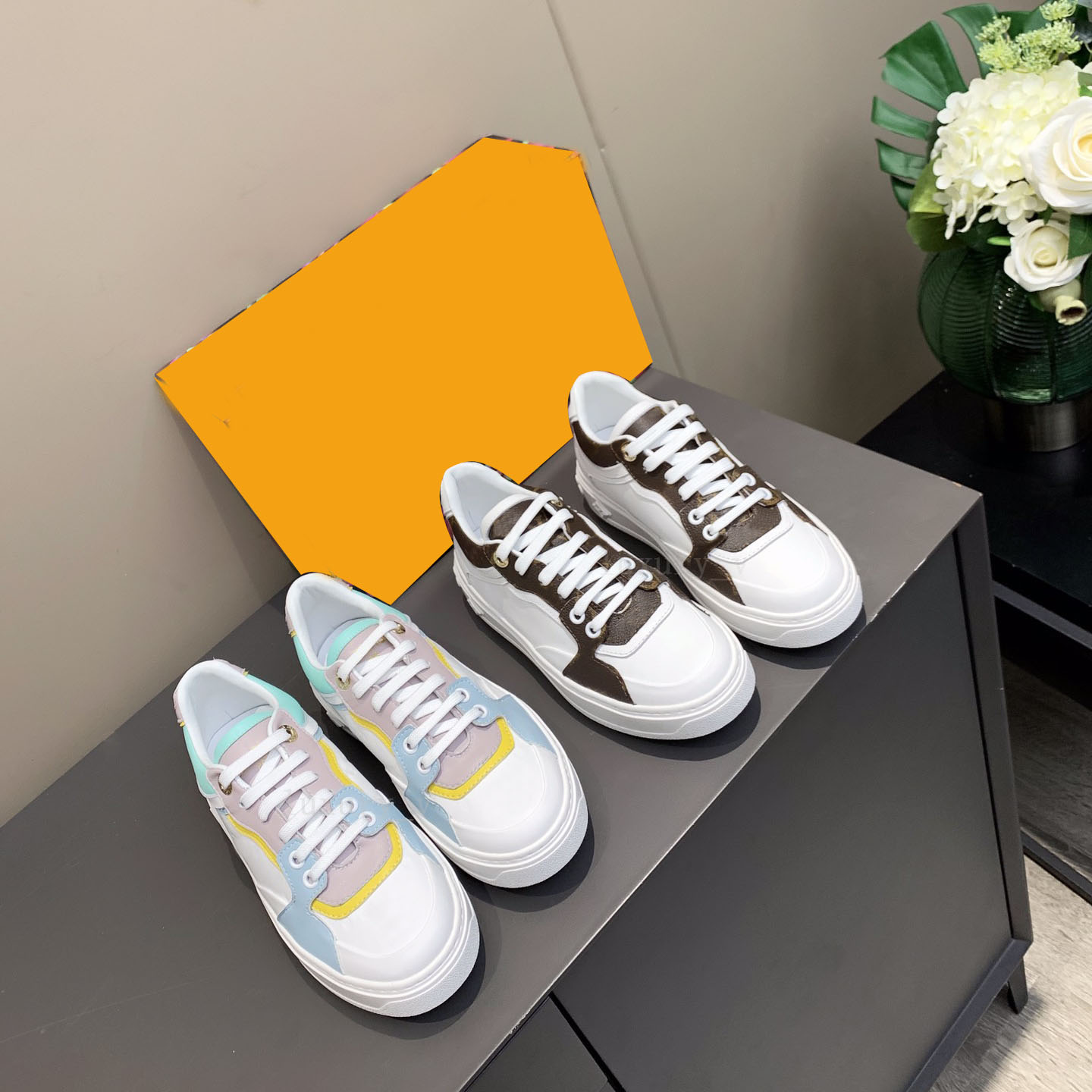 Designer Casual Shoes Time Out Sneakers 22SS Women Old Flower Macarone Sports Sneakers Embossed Pattern Thick Bottom Sneaker Lace Up Leather Low Top Shoe, Color 1
Designer Casual Shoes Time Out Sneakers 22SS Women Old Flower Macarone Sports Sneakers Embossed Pattern Thick Bottom Sneaker Lace Up Leather Low Top Shoe, Color 1