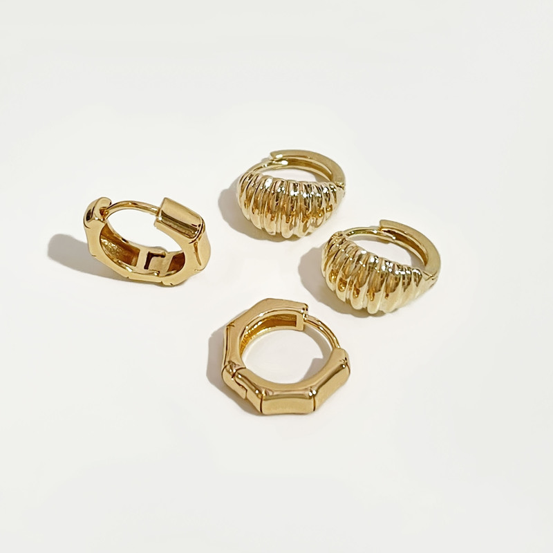 Peri sBox 2 Designs Small Size Crossiant Earrings Bamboo Geometric for Women Twisted Minimalist Hoop 220716
Peri sBox 2 Designs Small Size Crossiant Earrings Bamboo Geometric for Women Twisted Minimalist Hoop 220716