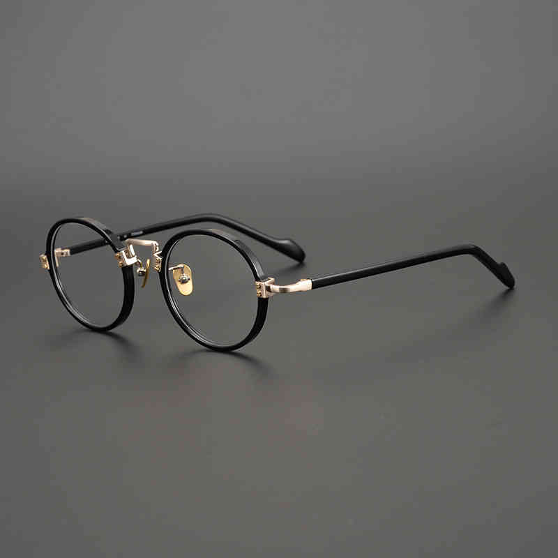 small round frame pure titanium medium gold beam plate glasses men's and women's square face can be equipped with high
small round frame pure titanium medium gold beam plate glasses men's and women's square face can be equipped with high