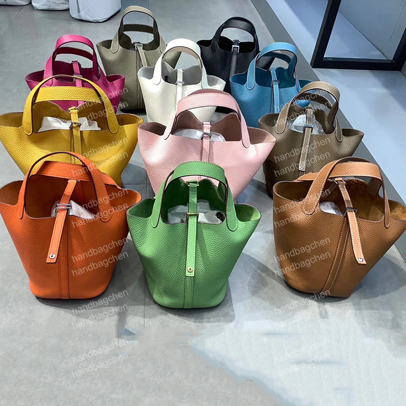 5A Genuine Leather Luxury Designer Bags Handbags Purses fashion Shoulder totes bag Womens Messenger Pochette cowhide Clutch lady purse small, White- silver hardware
5A Genuine Leather Luxury Designer Bags Handbags Purses fashion Shoulder totes bag Womens Messenger Pochette cowhide Clutch lady purse small, White- silver hardware