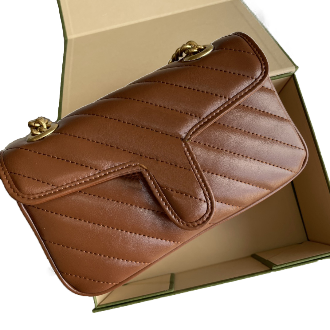 Top quality Stripes shoulder bag Brown series Women luxury tote Chain Cross body Genuine Leather Pleated bags Thread Handbag Designers Messenger Bags
Top quality Stripes shoulder bag Brown series Women luxury tote Chain Cross body Genuine Leather Pleated bags Thread Handbag Designers Messenger Bags