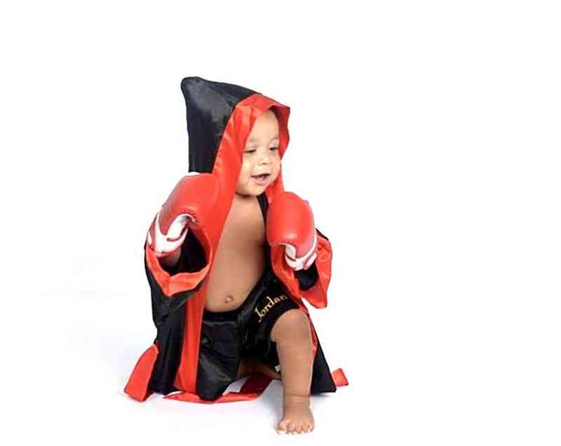 Baby Boxer Boxing Robe Set Newborn Photography Props With Matching Shorts Infant Birthday Photo Accessories Prop Boxing Gloves T220727, Red gloves
Baby Boxer Boxing Robe Set Newborn Photography Props With Matching Shorts Infant Birthday Photo Accessories Prop Boxing Gloves T220727, Red gloves
