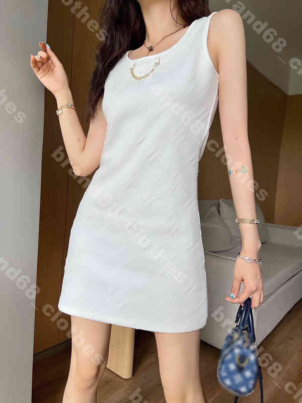 Designer women cotton tanks dress letter logo embossed casual white vest skirts ins influencer louisclothes brand slim fit hip wrap dresses 5A female Apparel album
Designer women cotton tanks dress letter logo embossed casual white vest skirts ins influencer louisclothes brand slim fit hip wrap dresses 5A female Apparel album