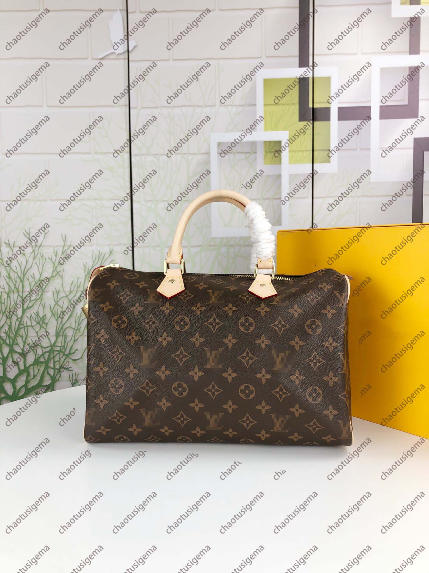 GGs Louiseity 1 Viutonity LVS YSLitys Messenger Travel bag Classic Style Fashion bags Shoulder Bags Lady Totes handbags nano Speedy 30 cm M41526, Make up the difference
GGs Louiseity 1 Viutonity LVS YSLitys Messenger Travel bag Classic Style Fashion bags Shoulder Bags Lady Totes handbags nano Speedy 30 cm M41526, Make up the difference