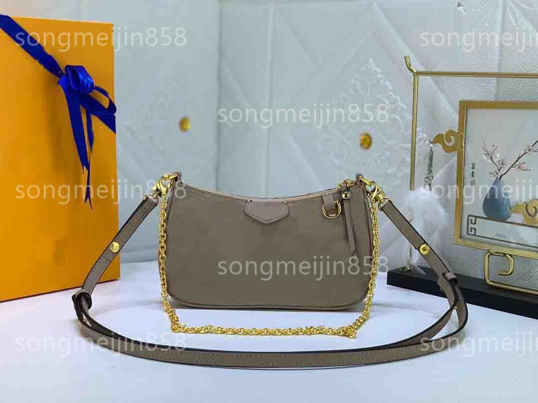 M81137 Empreinte Broderies Underarm Bag High Quality Bags Handbags Leather Mahjong Bag Clutch Chain Evening Package, Beige dazi
M81137 Empreinte Broderies Underarm Bag High Quality Bags Handbags Leather Mahjong Bag Clutch Chain Evening Package, Beige dazi