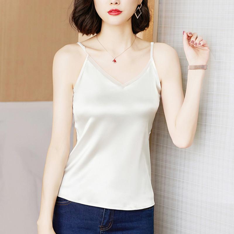 Women' Tanks & Camis Korean Fashion Women Silk Tops Stretch Satin Top Tees Woman V Neck Lace Tank Plus Size Summer Sleeveless, Champagne
Women' Tanks & Camis Korean Fashion Women Silk Tops Stretch Satin Top Tees Woman V Neck Lace Tank Plus Size Summer Sleeveless, Champagne