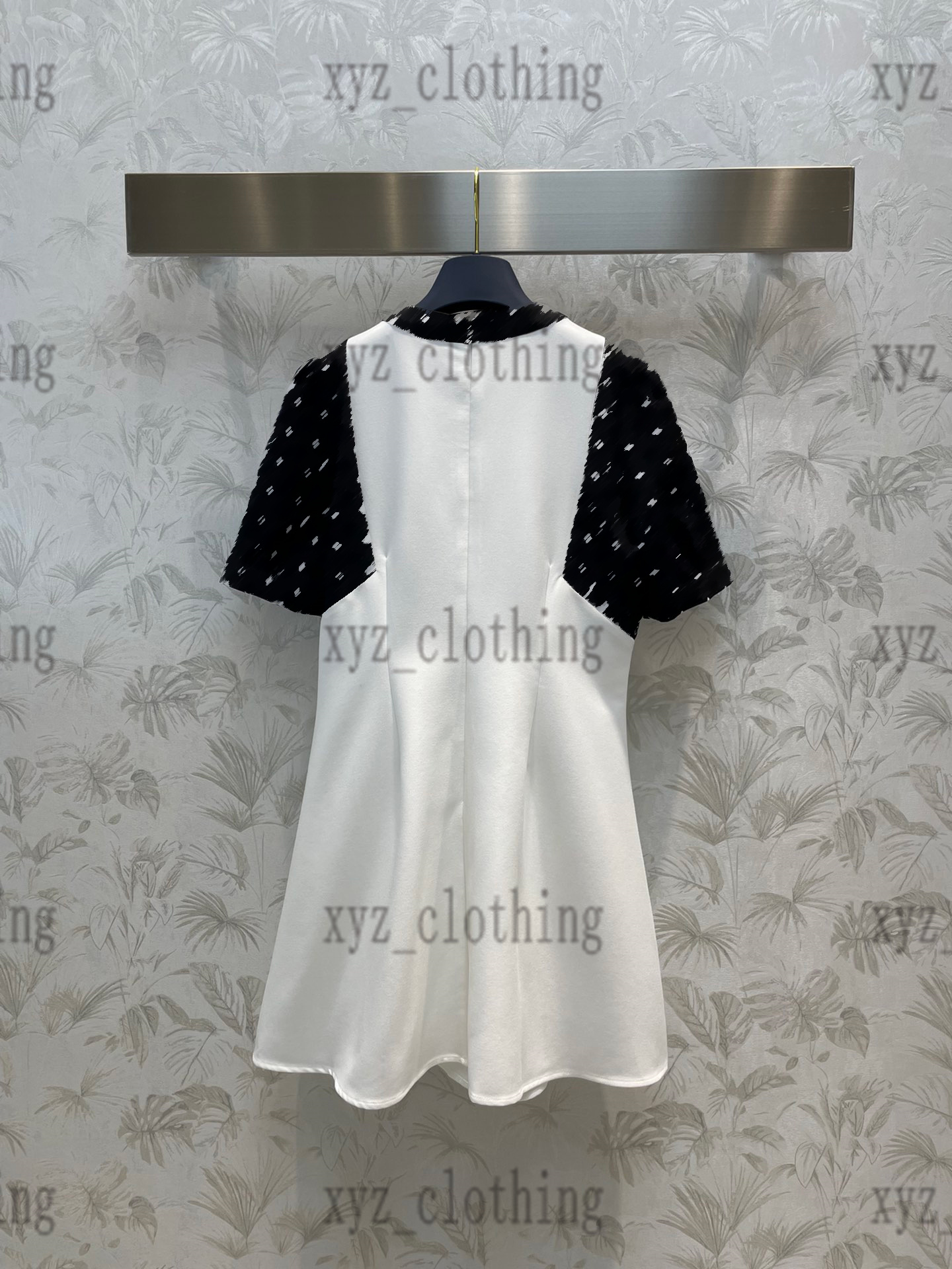 white color skirt 2022 womens skirts designer high-end fake two dresses females long dress short sleeve t shirts dress newly girls cotton splicing dresss size SML
white color skirt 2022 womens skirts designer high-end fake two dresses females long dress short sleeve t shirts dress newly girls cotton splicing dresss size SML