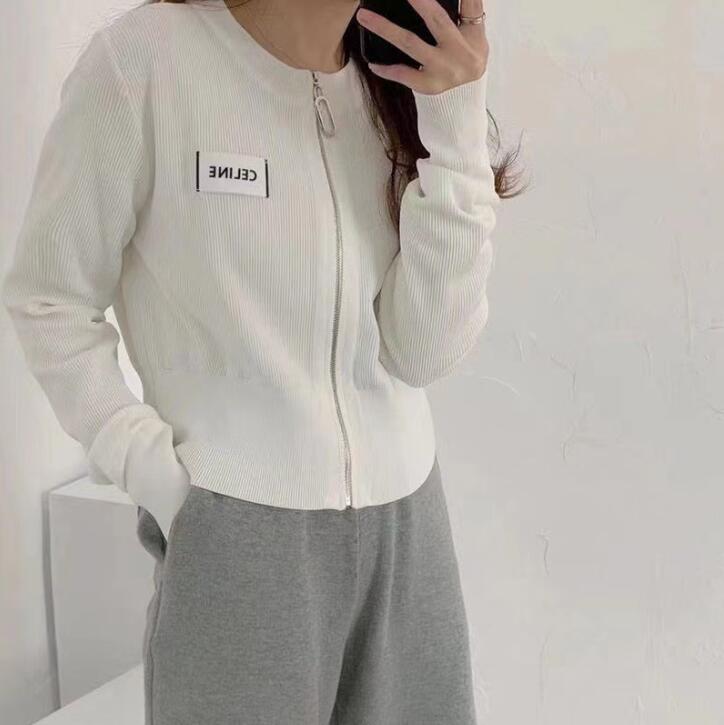2022 Fashion Designer High-end womens knits wear Zipper round neck luxury women's top in a variety of colors
2022 Fashion Designer High-end womens knits wear Zipper round neck luxury women's top in a variety of colors