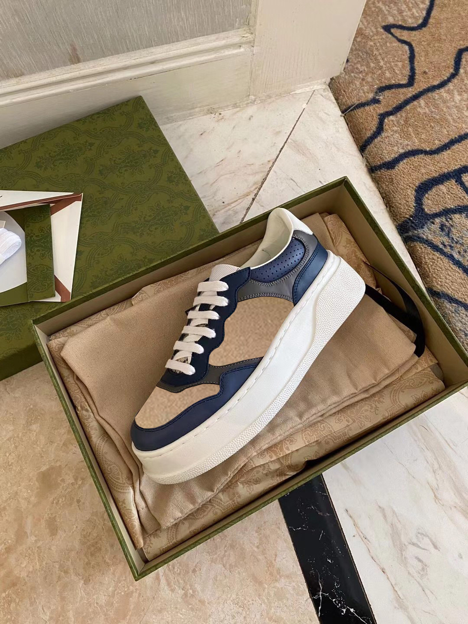 Designers Shoes Brown Trainer 4cm Thick Bottom Genuine Leather Luxury Casual Shoe Outdoor Sneakers Dad Shoe Size EU35 EU45, Cream white
Designers Shoes Brown Trainer 4cm Thick Bottom Genuine Leather Luxury Casual Shoe Outdoor Sneakers Dad Shoe Size EU35 EU45, Cream white