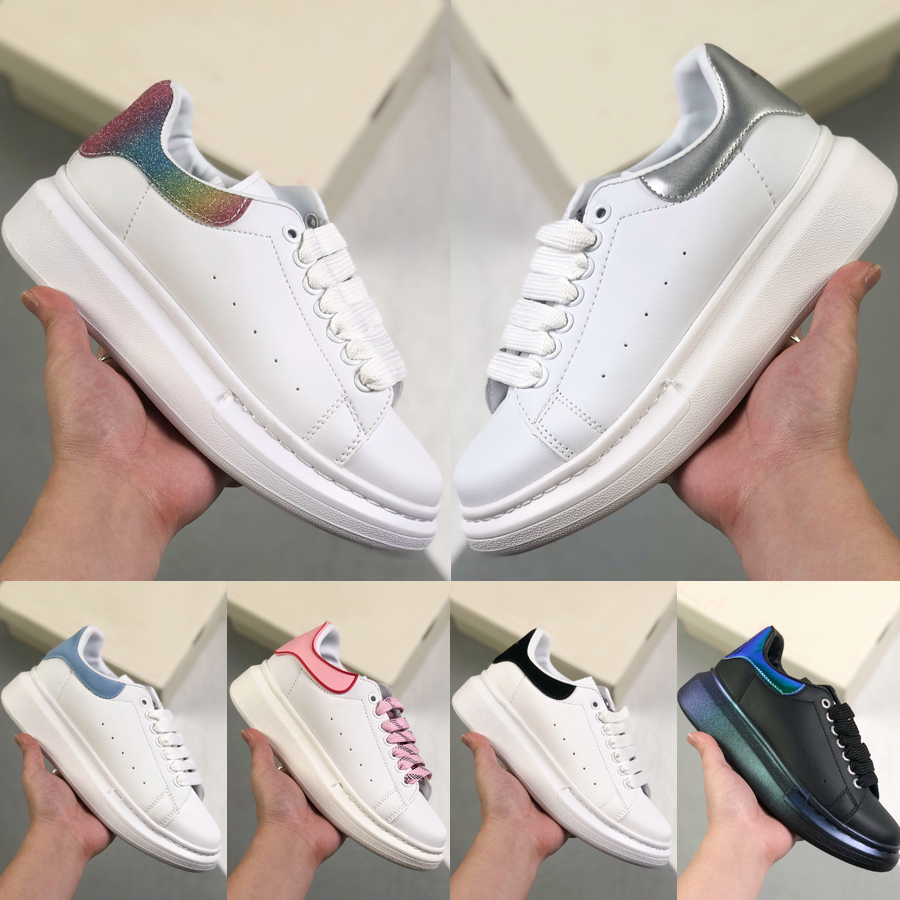 Fashion Men Woman Sneakers Leather Lace Up Platform Oversized Sole Casual Shoes White Black Designer Luxury Velvet Suede Chaussures Espadrilles 36-45, #05 black laser
Fashion Men Woman Sneakers Leather Lace Up Platform Oversized Sole Casual Shoes White Black Designer Luxury Velvet Suede Chaussures Espadrilles 36-45, #05 black laser