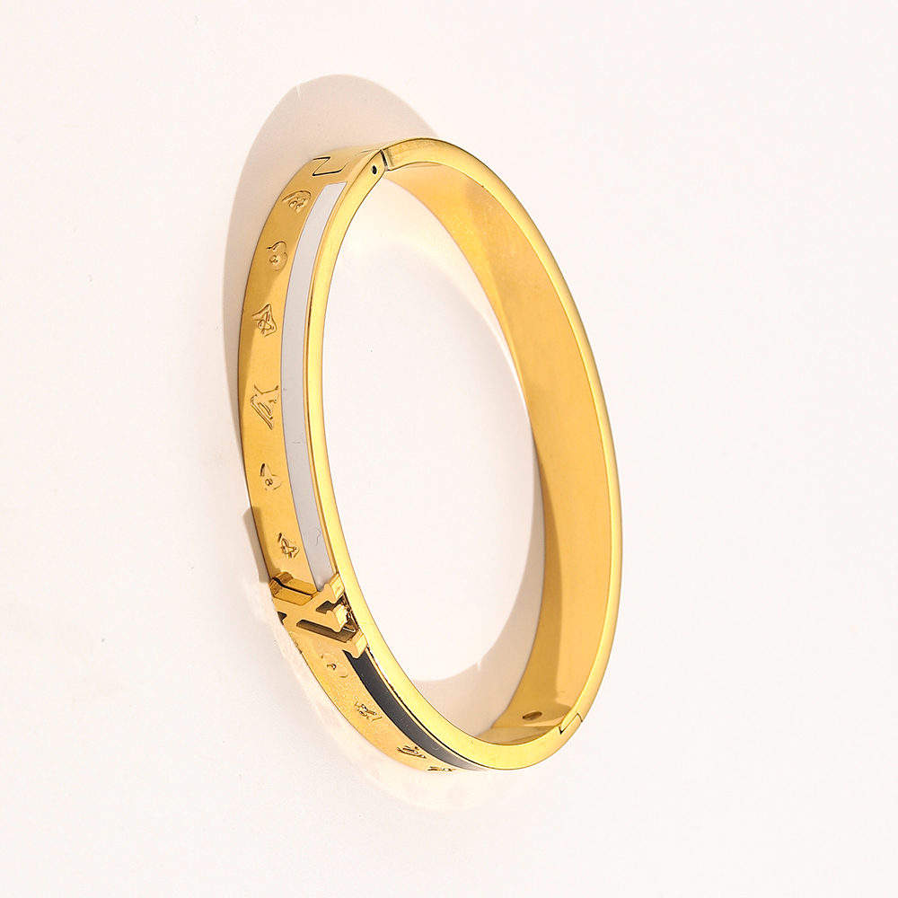 Designer Branded Bracelets Women Bangle Luxury Designer Jewelry 18K Gold Plated Stainless steel Wedding Lovers Gift Bangles Wholesale ZG1436
Designer Branded Bracelets Women Bangle Luxury Designer Jewelry 18K Gold Plated Stainless steel Wedding Lovers Gift Bangles Wholesale ZG1436