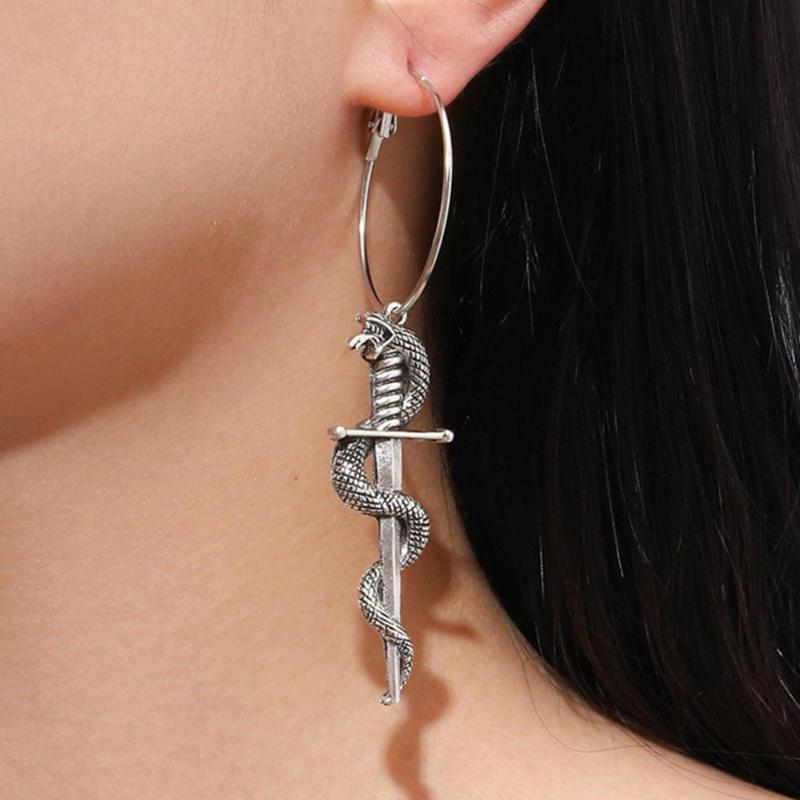 Clip-on & Screw Back Fashion Dagger Dragon Ring Retro Exaggerated Earrings High Cool Style Hip-Hop Individual Neutral EarringsClip-on
Clip-on & Screw Back Fashion Dagger Dragon Ring Retro Exaggerated Earrings High Cool Style Hip-Hop Individual Neutral EarringsClip-on