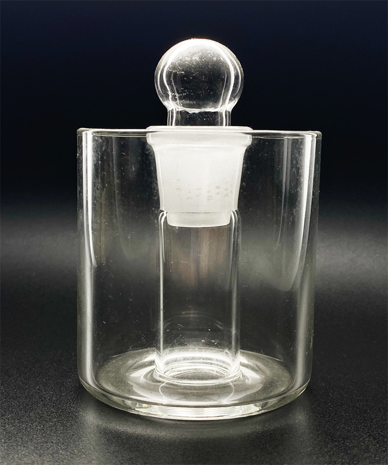 Glass Hookah Bong Cleaning Kit - Refillable ISO Jar for Oil Storage and Q-Tip Container - GB003
Glass Hookah Bong Cleaning Kit - Refillable ISO Jar for Oil Storage and Q-Tip Container - GB003