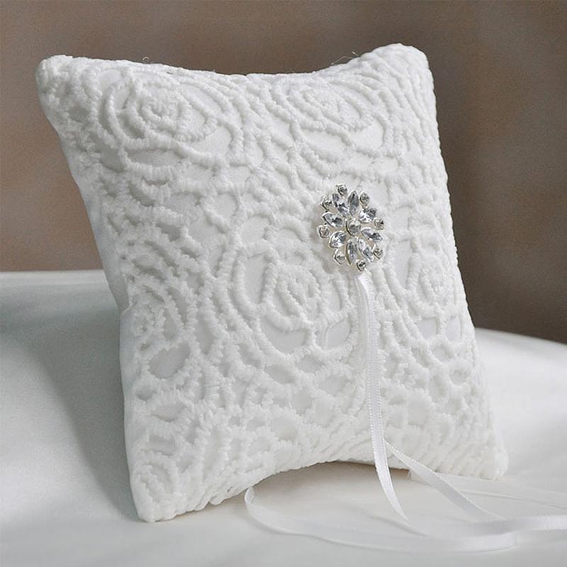 

Party Decoration Delicate Wedding Ceremony Lace Ring Pillow Cushion Bearer For Engagement Marriage Proposal Decor White