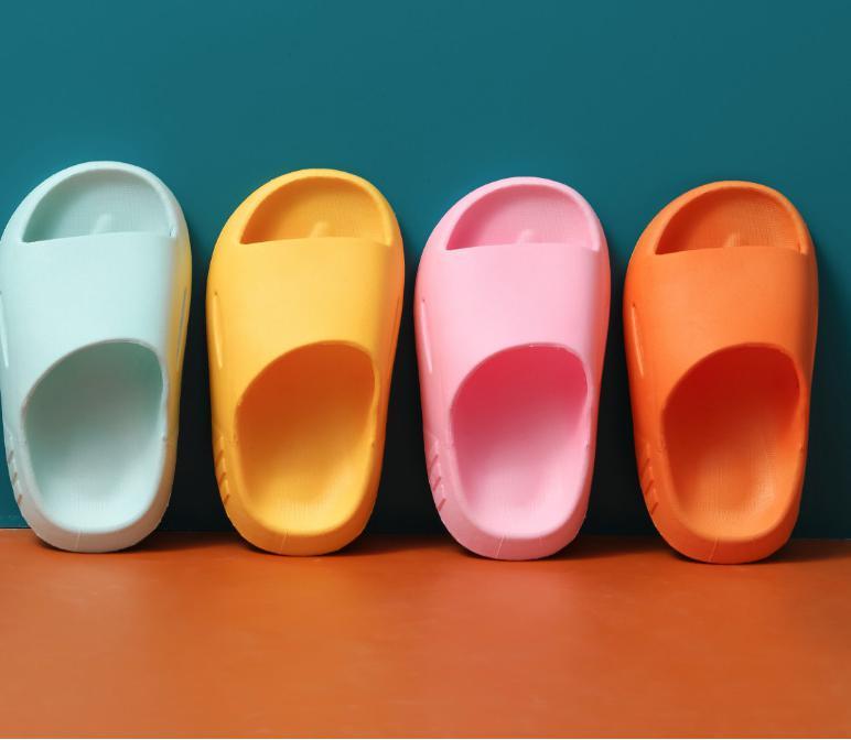 Slipper Children's Slippers Summer Pinkycolor Cute Beach Shoes For Boys Girls Waterproof Antiskid Bathroom Kids Soft Baby ShoeSlipper, Random color style
Slipper Children's Slippers Summer Pinkycolor Cute Beach Shoes For Boys Girls Waterproof Antiskid Bathroom Kids Soft Baby ShoeSlipper, Random color style
