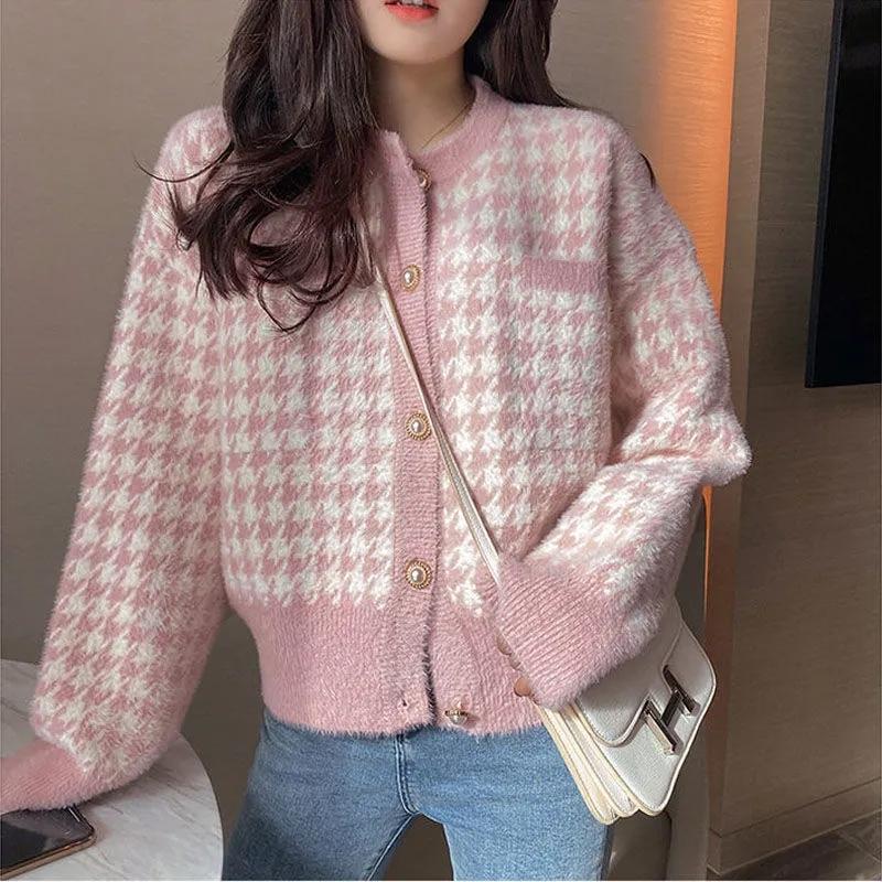 Women' Knits & Tees Korean Fashion Short Sweater Cardigan Jacket Women Elegant Imitation Mink Fleece Knitwear Tops Vintage Girl Plaid Knitt, Black
Women' Knits & Tees Korean Fashion Short Sweater Cardigan Jacket Women Elegant Imitation Mink Fleece Knitwear Tops Vintage Girl Plaid Knitt, Black