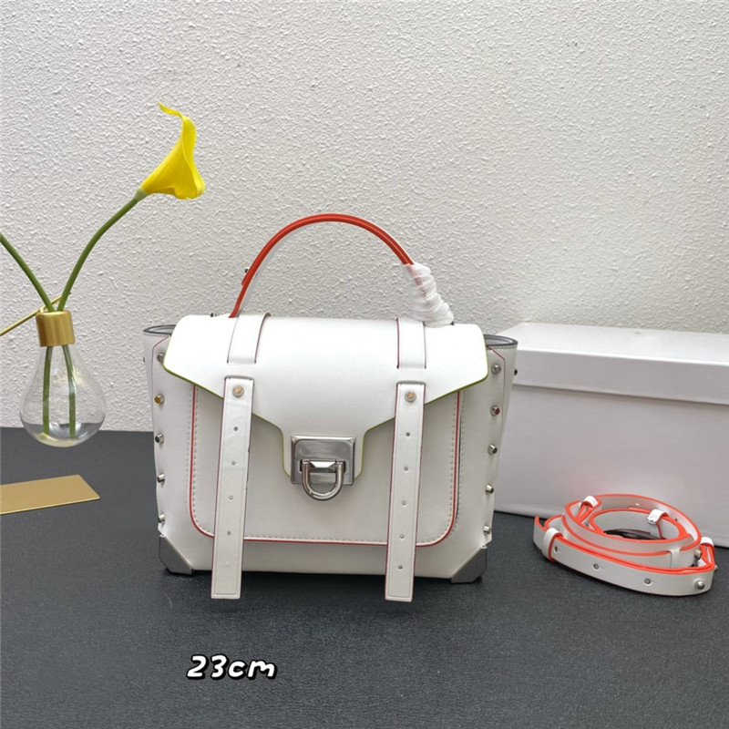 Colorblock Design leather shoulder bag for women High capacity commuter style handbag special bags with Metal square buckle purse, Blue
Colorblock Design leather shoulder bag for women High capacity commuter style handbag special bags with Metal square buckle purse, Blue