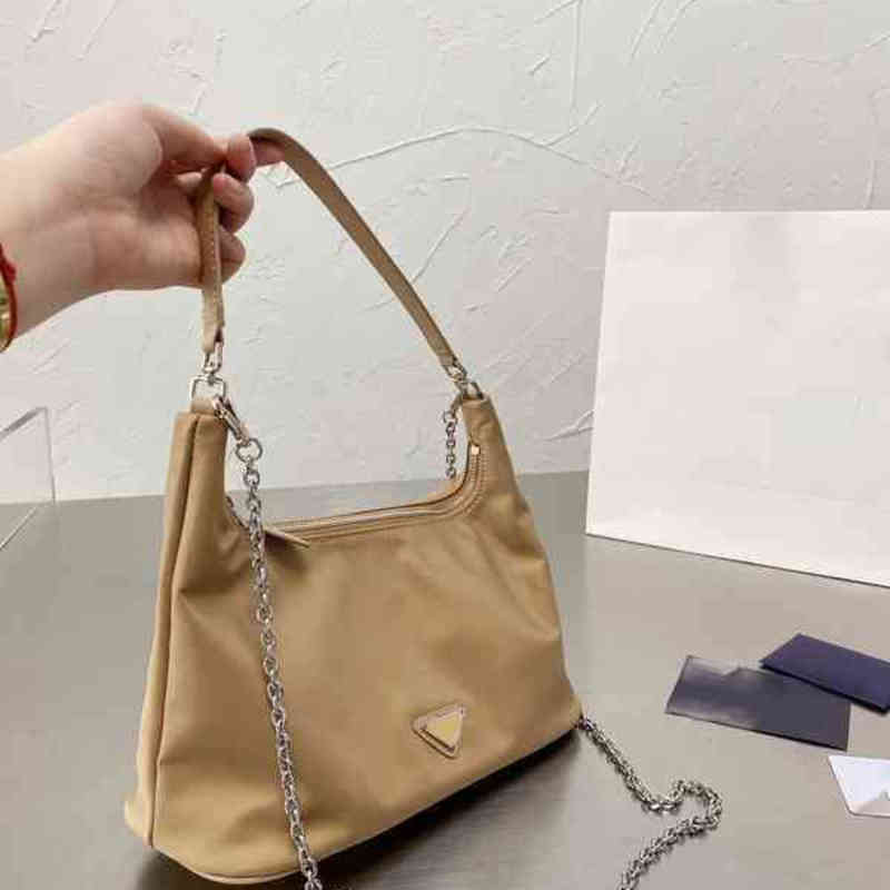 Shoulder Bags Evening bag Cross Body Bags Luxury Brand Tote Women Nylon Underarm Handbag Shoulder Designer Crossbody Female Mobile Phone KR2W
Shoulder Bags Evening bag Cross Body Bags Luxury Brand Tote Women Nylon Underarm Handbag Shoulder Designer Crossbody Female Mobile Phone KR2W