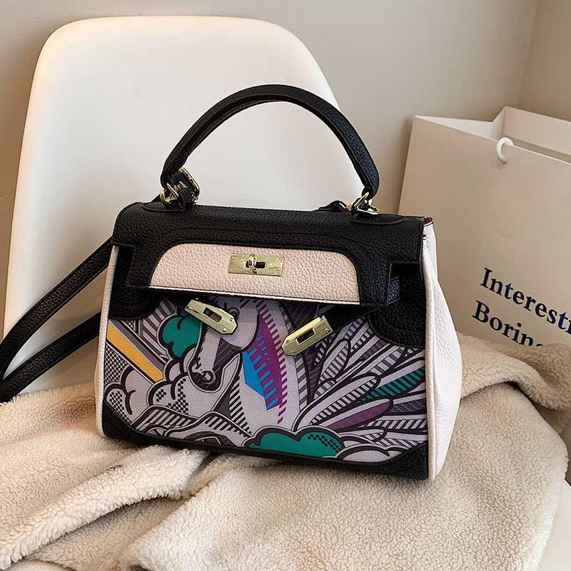 Shoulder Bag Ladies Luxury Designer Hand-held Messenger Elegant Exquisite Simple Fashion Temperament Goddess High quality Bags
Shoulder Bag Ladies Luxury Designer Hand-held Messenger Elegant Exquisite Simple Fashion Temperament Goddess High quality Bags