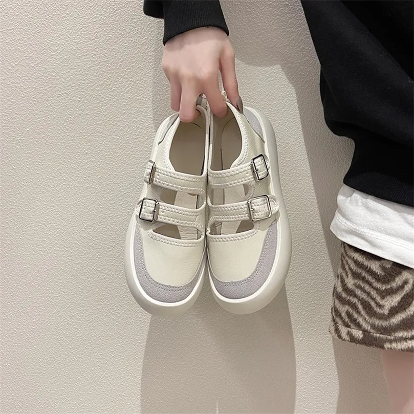 Gothic Chunky Vulcanize Shoes Designer Fashion Platform Running Canvas Shoes Women Harajuku Mary Jane Shoes Casual Buckle Flats 220616, White
Gothic Chunky Vulcanize Shoes Designer Fashion Platform Running Canvas Shoes Women Harajuku Mary Jane Shoes Casual Buckle Flats 220616, White