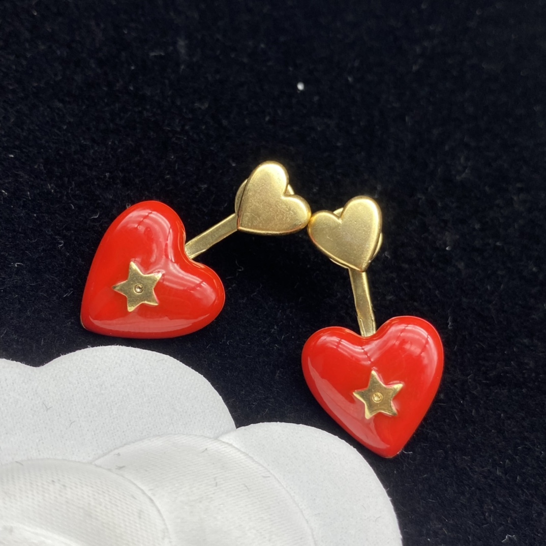 Fashion Designer Charm Necklace Chain bracelet Pendant red Heart earrings for Women&Girl Link bracelet Valentine's Engagement Jewelry Gift
Fashion Designer Charm Necklace Chain bracelet Pendant red Heart earrings for Women&Girl Link bracelet Valentine's Engagement Jewelry Gift