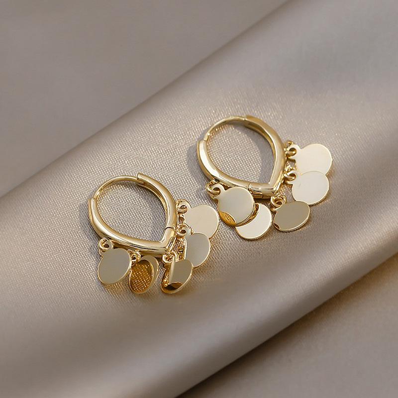 Dangle & Chandelier Korean Fashion Light Luxury Metal Disc Tassel Earrings For Women Party Vintage Ear Buckle Christmas Jewelry GiftDangle
Dangle & Chandelier Korean Fashion Light Luxury Metal Disc Tassel Earrings For Women Party Vintage Ear Buckle Christmas Jewelry GiftDangle