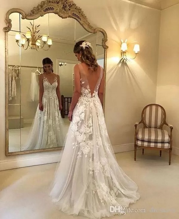 Wedding Dresses Bridal Gowns 2022 V-Neck Summer Beach Boho Beautiful Appliques A Line Backless Custom Made robe de soriee