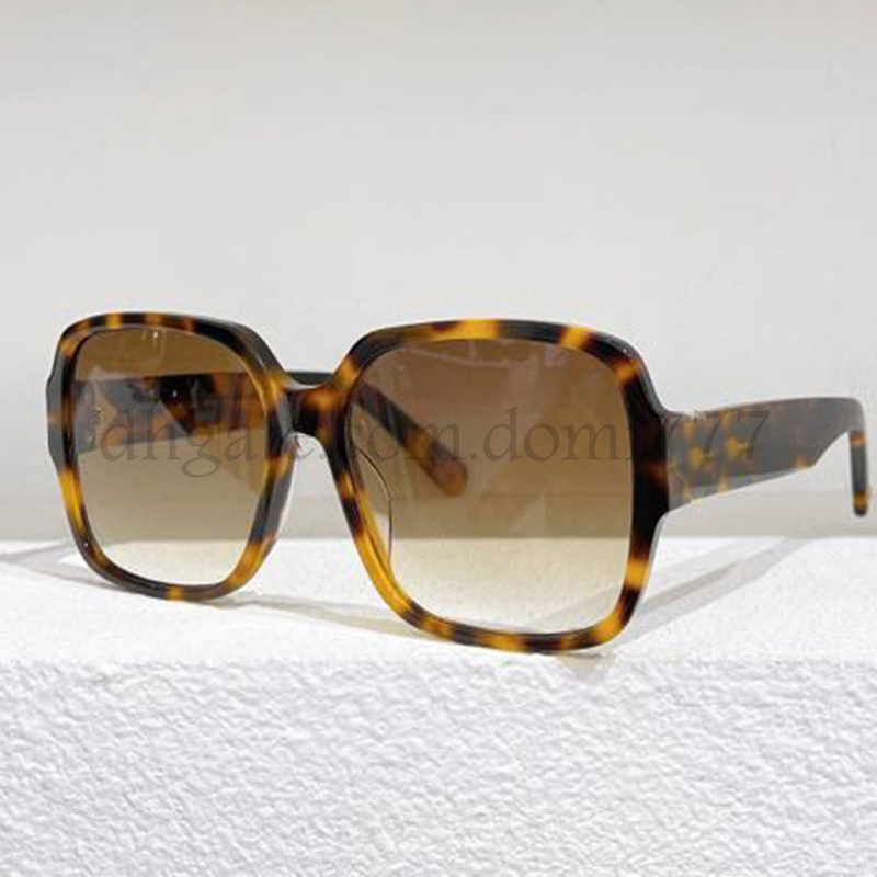 Premium Flower Logo Full Frame Women's Sunglasses for Men Women Summer Sunglasses Sun Glasses with Gift Box
Premium Flower Logo Full Frame Women's Sunglasses for Men Women Summer Sunglasses Sun Glasses with Gift Box