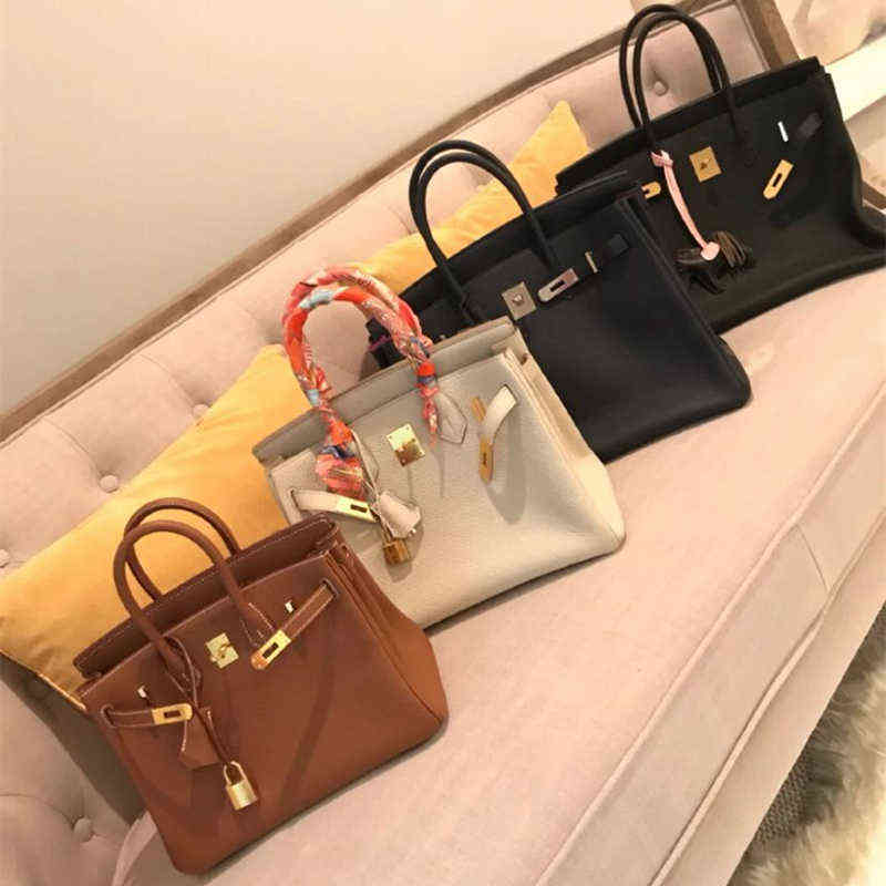 Evening Bag Birkins Handbag Designer Herme Lychee Pattern Platinum Leather Large Capacity Female 2022 Trend Zc, 20 cm elephant grey
Evening Bag Birkins Handbag Designer Herme Lychee Pattern Platinum Leather Large Capacity Female 2022 Trend Zc, 20 cm elephant grey